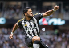 (Видео) Спектакуларен гол на Хулк, голманот не ја виде топката