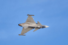 „Монд“: Одбраната на источното крило на ЕУ треба да биде приоритет поради руската закана