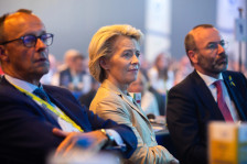 Писториус најпопуларниот политичар во Германија, Мерц падна на самото дно на листата