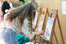 „Заедно низ боја и тон“: Општина Карпош го одбележа Меѓународниот ден на лицата со попреченост