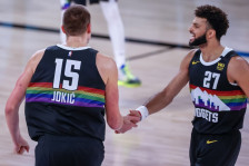 Мареј шоу во Индијанаполис – Денвер ја декласира Индијана