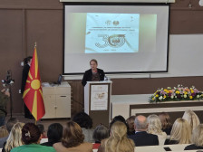 Јанева: Нашите деца не се помалку способни од нивните европски врсници, ќе го продолжиме времето што го минуваат во училиште