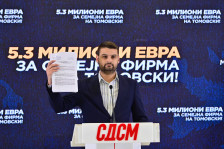 (Видео) Димитријевиќ: Семејната фирма на директорот на СОЗР добила 161 тендери за 5,3 милиони евра