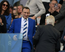 Газдата на Брајтон вмешан во обложувачка афера