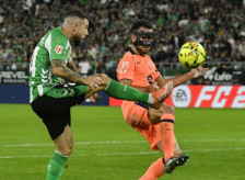 (Видео) Барселона лесно се справи со Бетис