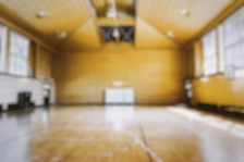 Татко пријавил дека наставник го нападнал неговиот син во училишна сала