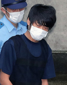 Убиецот на јапонскиот премиер осуден на доживотен затвор