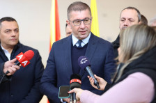 Мицкоски: Над 160 проекти се предвидени во образованата инфраструктурa