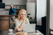 Младост обележана со борби: Три хороскопски знаци наоѓаат среќа дури подоцна во животот