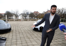 (Фото) Најпознатиот хрватски бизнисмен има нова девојка: која е 28-годишната убавица