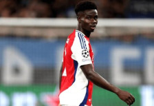 Сака ќе потпише нов договор со Арсенал