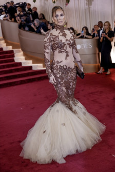 (Видео/Фото) Без гаќички и градник – латино дивата ги шокираше сите