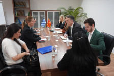 Хоџа и Филипиду разговараа за прекуграничната соработка во заштитата на животната средина