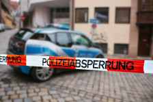 Двајца тинејџери загинаа поради пиротехника во Германија