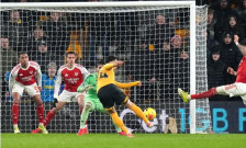 (Видео) Арсенал остави два бода кај последно пласираниот Вулверхемптон