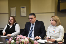 Во подготовка закон за високите раководители во управата - професионализација наместо партизација