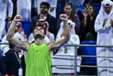 Алкараз експресно до титулата во Доха