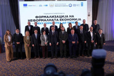 Владата, бизнисот и синдикатите во координирана акција за намалување на сивата економија