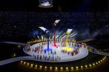Зимските олимписки игри отворени со свечена церемонија во Милано