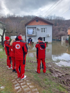 Најкритични во Форино се куќите изградени на помалку од еден метар од коритото на Вардар, извести Црвениот крст
