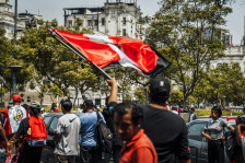 Перуанците избираат претседател: дебатата ќе трае шест дена бидејќи има 36 кандидати