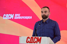 (Видео) Димитриевски: Владата на Мицкоски им ги скрати субвенциите на земјоделците за огромни 40 милиони евра