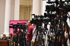 АВМУ со реакција за заканите кон новинарот Александар Видиновски