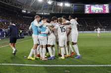 (Видео) Столе одличен, Валенсија го победи Леванте