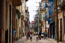 Кремљ: Ситуацијата со горивото во Куба е критична