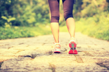 Колку минути пешачење дневно ви требаат за да ослабете на 40 години?