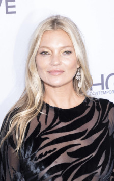 (Видео) Кејт Мос го покажа сексапилот на моделите од 90-тите