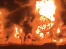 (Видео) Иран сè повеќе напаѓа танкери во Заливот: два танкери горат во Ирак