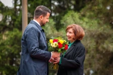 (Фото) Сиљановска - Давкова со највисоки државни и воени почести го пречека Милатовиќ