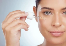Заборавете на ретинолот: Оваа состојка делува 11 пати побрзо против брчки