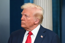 Трамп бара нови милијарди за војната со Иран