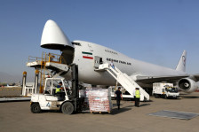 (Видео) Експлозии на аеродромот во Техеран