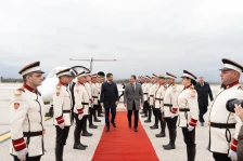 Министерот Андоновски го пречека претседателот на Црна Гора на аеродромот во Скопје