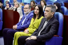 Меџити: 13 наставници добија трајни решенија