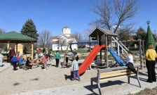 Министерство за локална самоуправа: Чешиново-Облешево доби нов, модерен простор за рекреација на најмладите