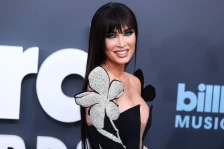 (Видео) Меган Фокс прво ги излуди мажите, а потоа ги разочара: „Пратете ми порака и ајде да се забавуваме“