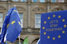 Десет години од Брегзит: повеќе од половина од Британците сакаат да се вратат во ЕУ