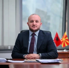 Хоџа: Усвоен Планот за управување со јагулата, важен чекор за зачувување на нашето природно наследство