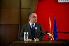 Алиу: Со предлог измените на Законот за здравствена заштита се вреднува знаењето, искуството и придонесот на здравствените работници со долгогодишно искуство
