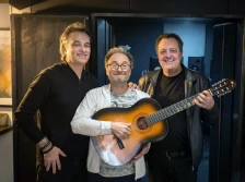 (Видео) „На Велигден сум се заљубил“ повторно оживеа во ново издание