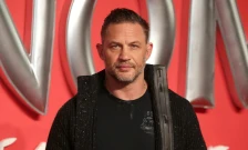 (Фото) Ниту трага од тој заводник – познатиот убавец изневери: „Ми се плаче кога го гледам“