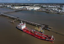 Тензии во Ормускиот теснец: спротивставени позиции и глобална загриженост