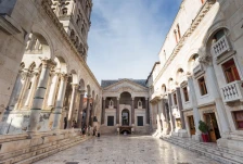 Се продава куќа од 13. век во Диоклецијановата палата во Сплит, цената нема да ве изненади