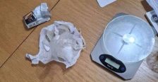 Британец и петмина скопјани приведени со дрога во Скопје