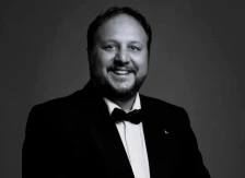 Баритонот Ристе Велков и неговиот син се меѓу загинатите во страшната сообраќајка на скопската обиколница