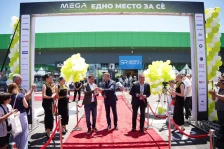 Мицкоски: Започна со работа првиот модерен трговски центар во Гевгелија